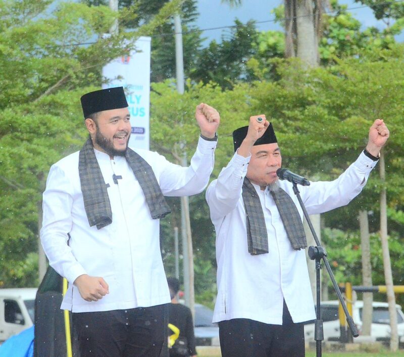Wali Kota Padang Fadly Amran kembali ke Kota Padang pada Sabtu (1/3/2025), setelah mengikuti retret Kepala Daerah di Magelang, Jawa Tengah. (Foto: Prokopim Padang)