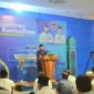 Wawako Padang Maigus Nasir menyampaikan tausiah Ramadhan di Masjid Agung Nurul Iman, Minggu (2/3/2025). (Foto: Prokopim Padang)