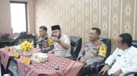 Wali Kota Padang Fadly Amran melakukan kunjungan silaturahmi dengan unsur Forkopimda Kota Padang, Selasa (4/3/2025). (Foto: Prokopim Padang)