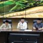 Wali Kota Padang Fadly Amran dan Wawako Maigus Nasir mengadakan Weekly Meeting bersama seluruh Kepala Organisasi Perangkat Daerah (OPD), Senin (10/3/2025). (Foto: Prokopim Padang)