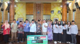 Pemko Padang menggelar Sosialisasi Masjid Ramah Anak (MRA) di Ruang Abu Bakar Ja'ar, Kantor Balaikota Padang Aie Pacah, Kamis (13/3/2025). (Foto: Prokopim Padang)