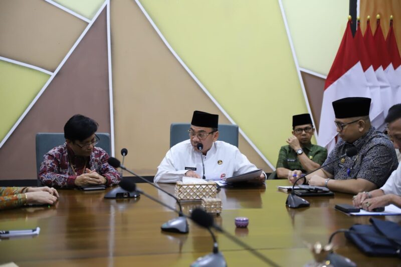 Wakil Wali Kota Padang Maigus Nasir menerima kedatangan Tim BPK RI Perwakilan Sumbar. (Foto: Prokopim Padang)