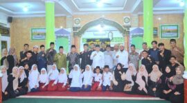 Wakil Wali Kota Padang Maigus Nasir membuka MTQ tingkat Kota Padang, di Masjid Al Kautsar, Jalan Kampung Tanjung, Kelurahan Ampang, Kecamatan Kuranji, Kamis (27/3/2025). (Foto: Prokopim Padang)
