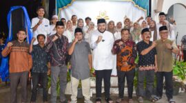 Wali Kota Padang, Fadly Amran menutup MTQ ke-XIV tingkat Kota Padang yang diselenggarakan oleh Gemma Kurba, Sabtu (22/3/2025). (Foto: Prokopim Padang)