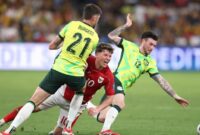 Timnas Indonesia menelan pil pahit di markas Australia. Jay Idzes cs menyerah dengan skor mencolok 1-5. (Foto: Getty Images/Mark Metcalfe)