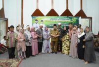 Wawako Padang Maigus Nasir menghadiri acara Halalbihalal 1446 H PP RR ) Cabang Padang, di Auditorium RRI Padang, Selasa (15/4/2025). (Foto: Prokopim Padang)