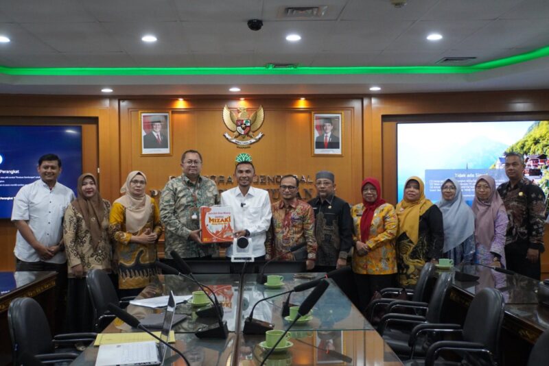 Wakil Wali Kota Padang Panjang, Allex Saputra, melakukan kunjungan ke Kementerian LHK, Selasa (22/4/2025). (Foto: Diskominfo Padang Panjang)