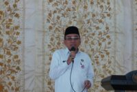Wakil Wali Kota Padang Maigus Nasir saat menghadiri acara Halalbihalal GOW Kota Padang di Palanta Rumah Dinas Wali Kota, Rabu (23/4/2025). (Foto: FB Diskominfo Padang)