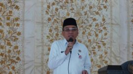 Wakil Wali Kota Padang Maigus Nasir saat menghadiri acara Halalbihalal GOW Kota Padang di Palanta Rumah Dinas Wali Kota, Rabu (23/4/2025). (Foto: FB Diskominfo Padang)