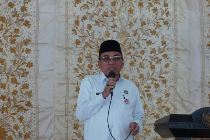 Wakil Wali Kota Padang Maigus Nasir saat menghadiri acara Halalbihalal GOW Kota Padang di Palanta Rumah Dinas Wali Kota, Rabu (23/4/2025). (Foto: FB Diskominfo Padang)
