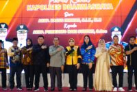 Pemkab Dharmasraya menggelar acara pamit kenal Kapolres Dharmasraya di Auditorium Kantor Bupati Dharmasraya, Kamis malam (17/4/2025). (Foto: Pemkab Dharmasraya)