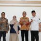 Gubernur Sumatera Barat (Sumbar), Mahyeldi Ansharullah mengapresiasi kegiatan seminar tentang kebijakan luar negeri dan pembangunan nasional yang diinisiasi oleh Kakanwil DJPb Sumbar, Ibu Syukriah HG secara hybrid, Rabu (23/4/2025).
