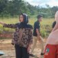 Bupati Dharmasraya Annisa Suci Ramadhani melakukan sidak ke RSUD Sei Dareh, Jumat (25/4/2025). (Foto: Pemkab Dharmasraya)