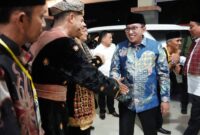 Bupati Tanah Datar Eka Putra bersilaturahmi dengan perantau IKLB di Perawang, Siak, Sabtu malam (26/4/2025). (Foto: Prokopim Tanah Datar)