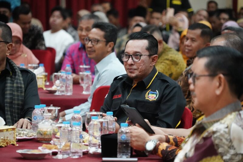 Bupati tanah Datar Eka Putra menghadiri acara silaturahmi dan halal bi halal bersama IKLB Kota Pekanbaru, Minggu (27/4/2024). (Foto: Prokopim Tanah Datar)