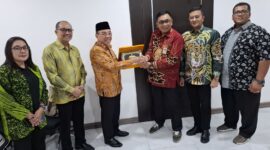 Wakil Wali Kota Padang Maigus Nasir mengunjungi Kemensos RI, Selasa (29/4/2025). (Foto: Prokopim Padang)