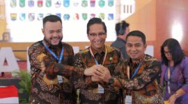 Wali Kota Padang, Fadly Amran menghadiri Muskomwil Apeksi di Bukittinggi Selasa (29/4/2025). (Foto: Prokopim Padang)