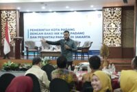 Wali Kota Padang Fadly Amran mengadakan silaturahmi dan halalbihalal Pemko Padang bersama Bako IKK dan perantau Padang di Jakarta, Selasa (15/4/2025). (Foto: Prokopim Padang)
