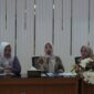 Kepala Dinkes Padang dr. Srikurnia saat rapat evaluasi Perencanaan Perbaikan Strategis (PPS) Puskesmas di Aula Dinas Kesehatan, Kamis (8/5/2024). (Foto: Diskominfo Padang)