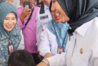 Pemerintah Kabupaten Dharmasraya meluncurkan program pemasangan perangkat internet satelit Starlink di 17 sekolah. (Foto: Pemkab Dharmasraya)