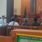 Para pelanggar Perda menjalani sidang tipiring di Pengadilan Negeri Padang Kelas 1A, Senin (26/5/2025). (Foto: Humas Satpol PP Padang)