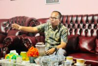 Koordinator Divisi Penanganan Pelanggaran Bawaslu Sumbar, Vifner, memimpin supervisi terhadap penanganan pelanggaran Pilkada Pasaman pada Kamis (8/5/2025). (Foto: Ist)