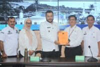 Pemko Padang mengadakan Exit Meeting bersama BPK Perwakilan Provinsi Sumbar, Rabu (14/5/2025). (Foto: Prokopim Padang)