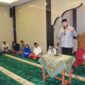 Wali Kota Padang Fadly Amran saat kegiatan Subuh Mubarakah di Masjid Ukhuwah, Parupuk Tabiang, RW 8 Kampung Guci, Minggu (25/5/2025). (Foto: Prokopim Padang)