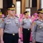 Sekjen DPD Komjen Pol M Iqbal (kiri) di Mabes Polri, Jumat (23/5/2025). (Foto: Polri)