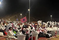 Jemaah haji Indonesia tiba di Muzdalifah. (Foto: Iqo Shofwa/Kemenag)
