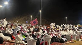 Jemaah haji Indonesia tiba di Muzdalifah. (Foto: Iqo Shofwa/Kemenag)