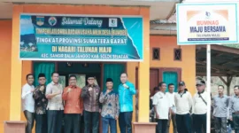 Tim Penilai Lomba BUMNag Propinsi Sumbar melakukan penilaian terhadap BUMNag Maju Bersama Talunan Maju pada Jumat (10/6/2025). (Foto: Pemkab Solsel)  