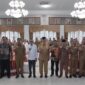 Wakil Wali Kota Padang Panjang, Allex Saputra menghadiri pertemuan strategis dengan Menteri P2MI/Kepala BP2MI, Abdul Karding di Auditorium Gubernur Sumbar, Selasa (3/6/2025). (Foto: Kominfo Padang Panjang)
