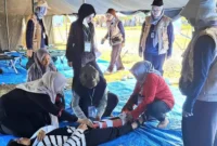 Suasana simulasi kebencanaan di Lapangan RT 03 RW 02 Kelurahan Batang Kabung Ganting, Kecamatan Koto Tangah, Minggu (8/6/2025). (Foto: Prokopim Padang)