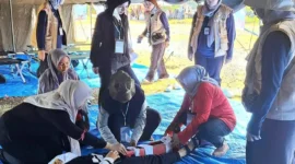 Suasana simulasi kebencanaan di Lapangan RT 03 RW 02 Kelurahan Batang Kabung Ganting, Kecamatan Koto Tangah, Minggu (8/6/2025). (Foto: Prokopim Padang)