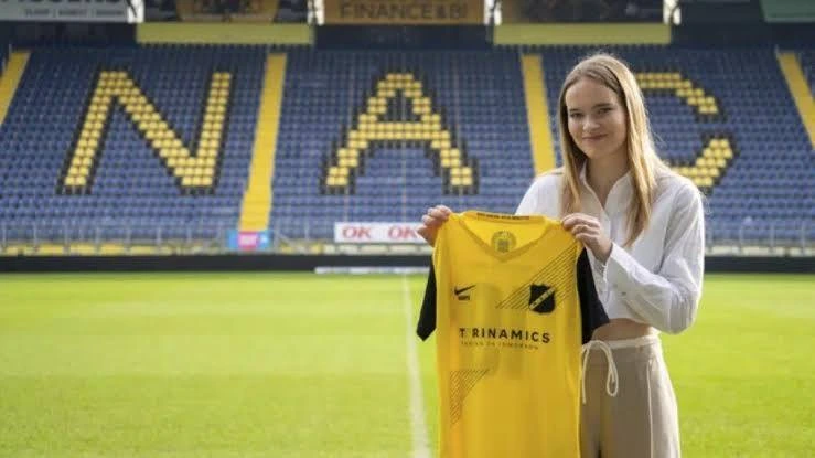 Isa Guusje Warps, striker timnas wanita yang dinaturalisasi PSSI memiliki garis keturunan dari Padang. (Foto: FB Diskominfo Padang)