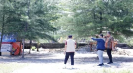 Radar tsunami berteknologi tinggi segera dipasang di Pantai Anas Malik, Pariaman. Alat ini bantu deteksi gempa dan potensi tsunami secara real-time. (Foto: Kominfo Kota Pariaman)