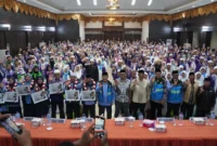 Suasana haru dan bahagia menyelimuti kedatangan jemaah haji Padang Panjang yang telah selesai menunaikan rukun Islam kelima di Tanah Suci Mekkah. (Foto: Kominfo Padang Panjang)