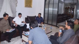 Wali Kota Sawahlunto, Riyanda Putra rapat persiapan pelaksanaan SISSCa 2025 di Rumah Dinas Wali Kota, Rabu (24/6/2025). (Foto: Pemko Sawahlunto)