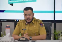 Wali Kota Padang Fadly Amran mengajak masyarakat Kota Padang untuk memanfaatkan program pemutihan pajak kendaraan bermotor yang diluncurkan Pemprov Sumbar. (Foto: Prokopim Padang)