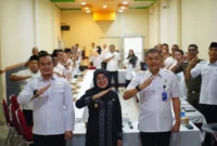 Wakil Bupati Dharmasraya, Leli Arni saat Rapat Koordinasi Tim PORA di Hotel Jakarta, Pulau Punjung, Rabu (18/6/2025). (Foto: Pemkab Dharmasraya)