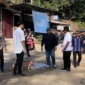Wakil Gubernur Sumbar, Vasko Ruseimy meninjau langsung kondisi jalan rusak di Kota Sawalunto pada Jumat (27/6/2025). (Foto: ADPSB)