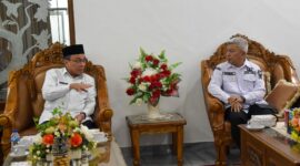 Wakil Wali Kota Padang, Maigus Nasir memimpin Rapat Koordinasi Persiapan Pergelaran Seni bersama sejumlah pimpinan OPD, Rabu (4/6/2025). (Foto: Prokopim Padang)