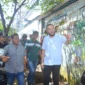 Wali Kota Padang Fadly Amran meninjau relokasi PKL dari Jalan Perintis Kemerdekaan ke lokasi baru di Jalan Suliki, Kamis (36/6/2026). (Foto: Prokopim Padang)
