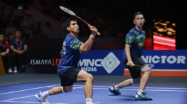 Sabar/Reza menang rubber game atas Man Wei Chong/Kai Wun Tee di semifinal Indonesia Open 2025. (Foto: IG @badminton.ina)