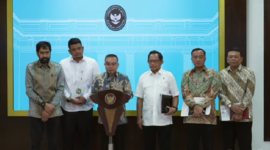Presiden Prabowo Subianto resmi menetapkan empat pulau yang sebelumnya disengketakan antara Sumut dan Aceh, kini kembali masuk ke Aceh. (Foto: YouTube Sekretariat Presiden)