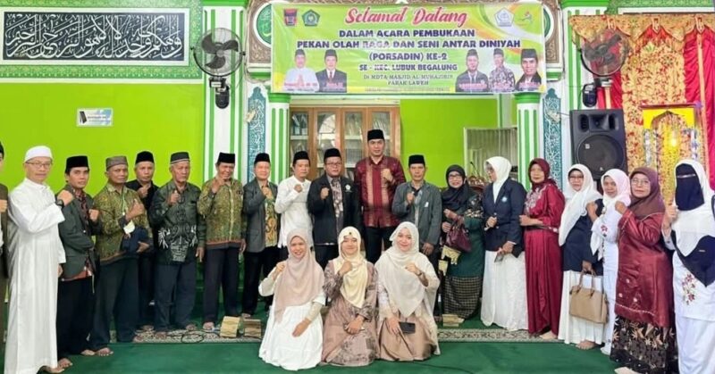 Camat Lubeg Nofiandi Amir membuka Porsadin Tingkat Kecamatan Lubeg di Masjid Al-Muhajirin, Kelurahan Parak Laweh Pulau Aia Nan XX, Minggu (22/6/2025). (Foto: Ist)