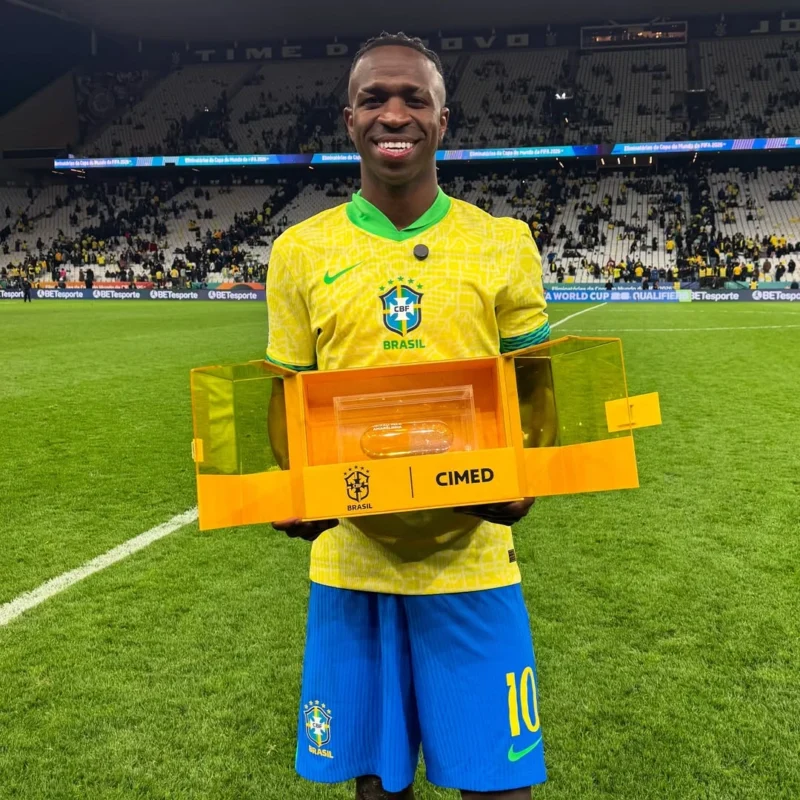 Vinicius Junior menjadi pahlawan kemenangan Brasil atas Paraguay pada laga kualifikasi di Corinthians Arena, Sao Paulo, Rabu (11/6/2025). (Foto: IG @cbf_futebol)