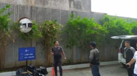 Korban ditemukan dalam kondisi tak bernyawa di basement Hotel Santika Premiere Padang, Jumat (27/6/2025) pagi. (Foto: Ist)