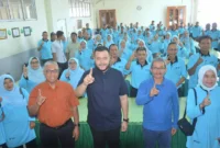 Wali Kota Padang, Fadly Amran menghadiri acara Reuni 40 Tahun Kasma 1’85 di Aula SMAN 1 Padang, Minggu (29/6/2025). (Foto: Prokopim Padang)